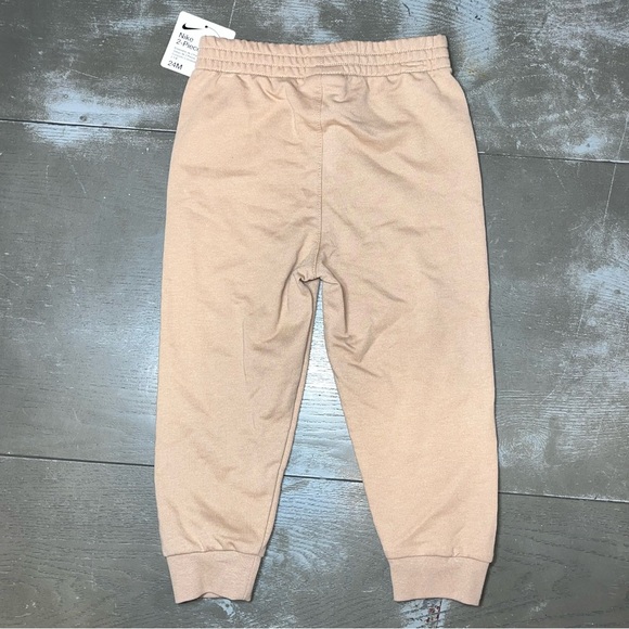 Nike Tan White Set Pants Short Sleeve NWT 24 Months Infant Soft - Picture 7 of 7